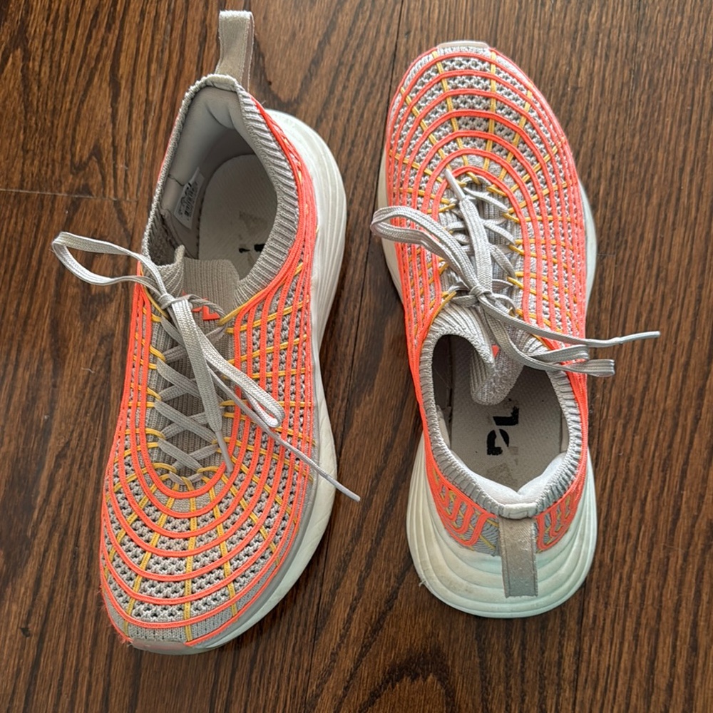 APL TechLoom Zipline Women’s Sneakers